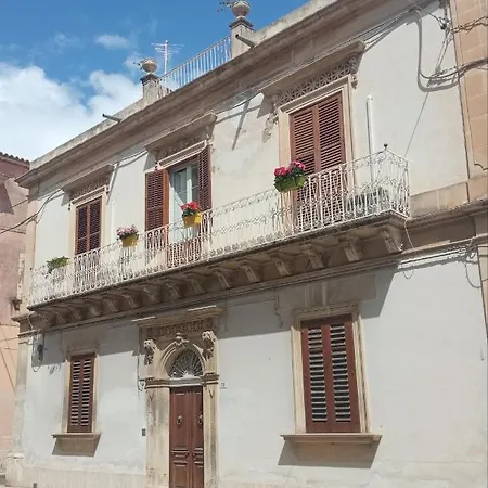 Holiday home I Pupi Sikani Holidays *